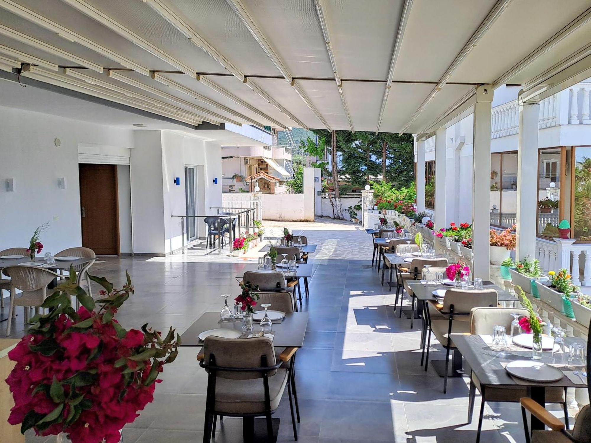 Hotel Vathi Ksamil Exteriér fotografie
