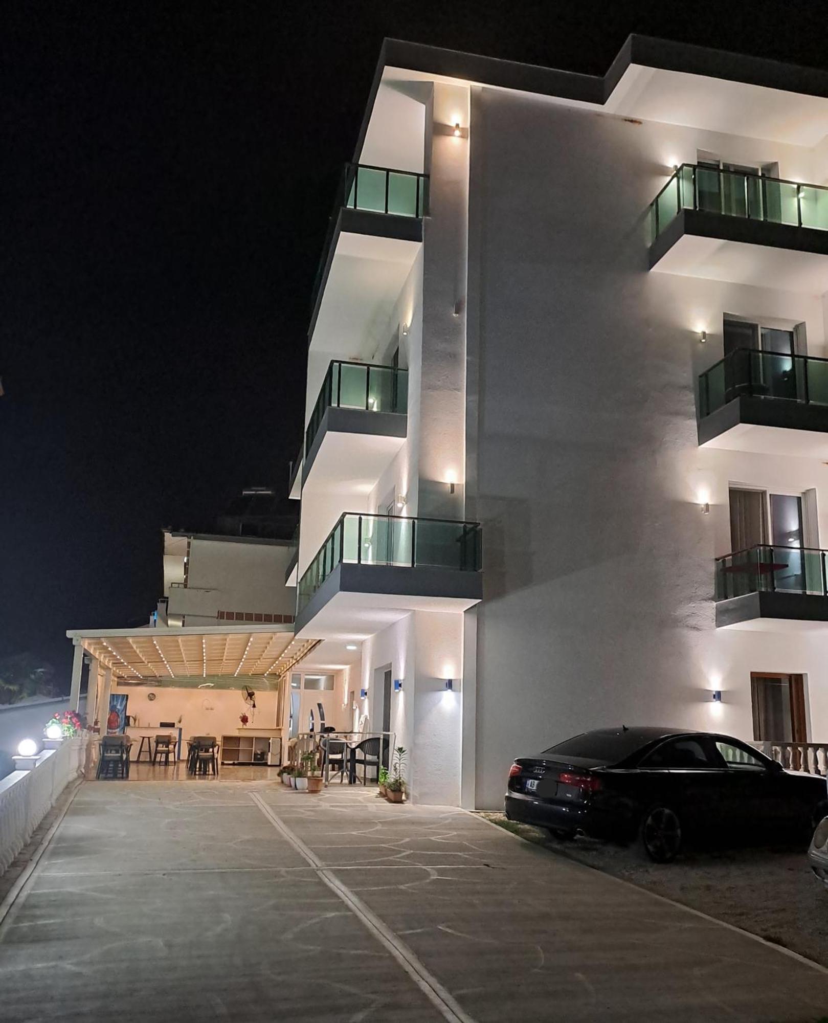 Hotel Vathi Ksamil Exteriér fotografie