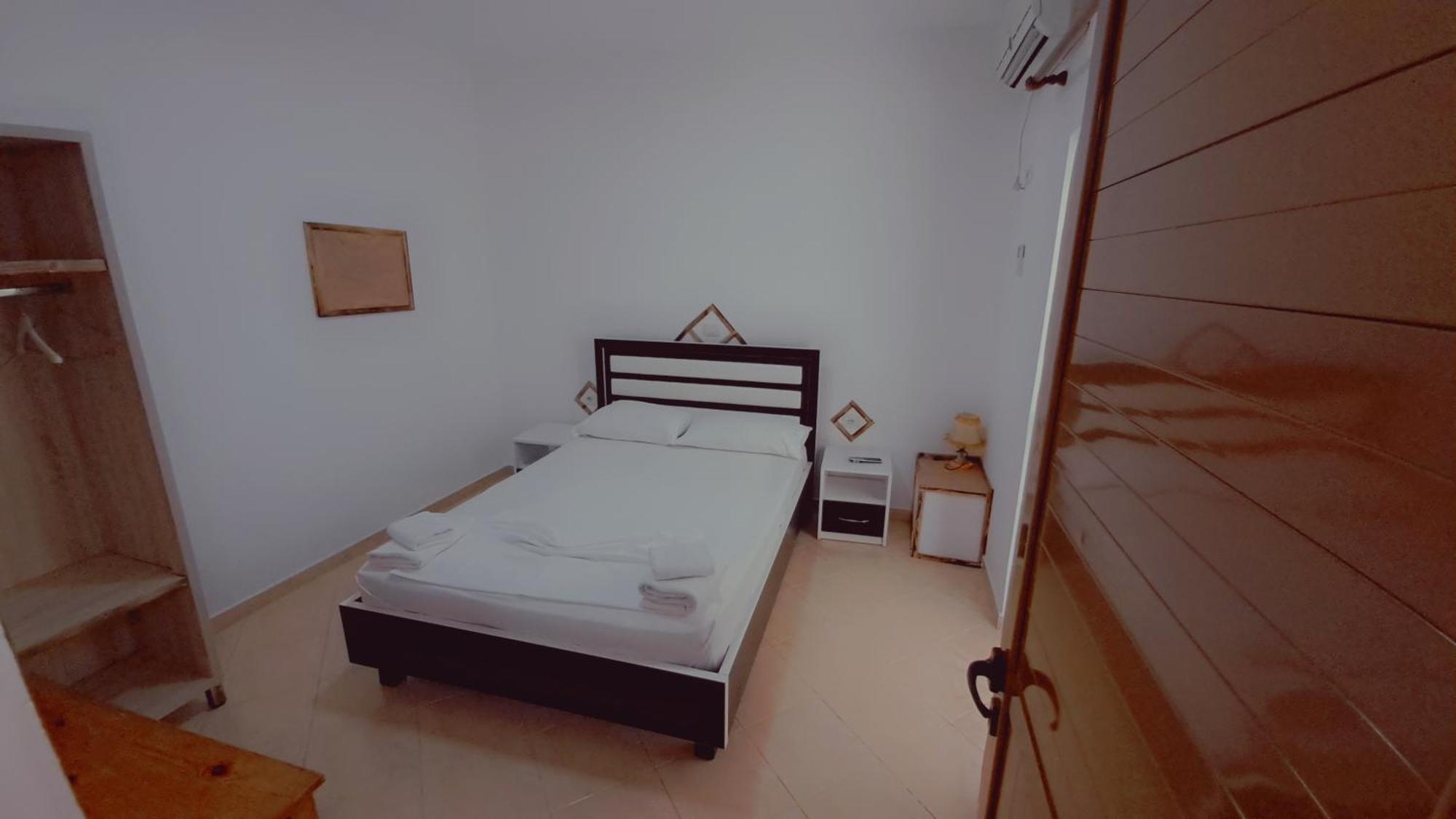 Hotel Vathi Ksamil Exteriér fotografie